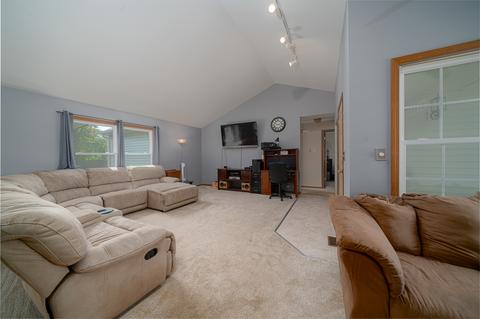 2701 E 6th St, Belvidere, IL 61008 photo 4