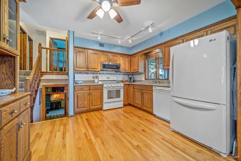 800 Westgate Ave, Aurora, IL 60506 photo 8