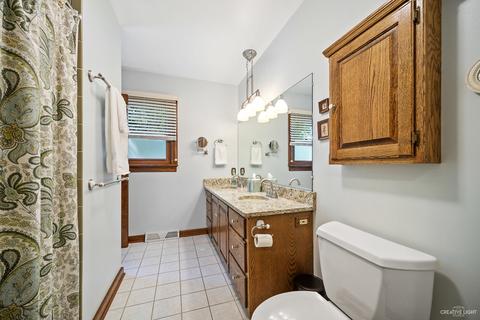 800 Westgate Ave, Aurora, IL 60506 photo 12