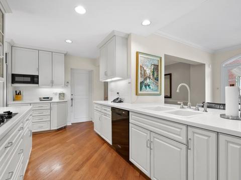1220 Westview Rd, Glenview, IL 60025 photo 8