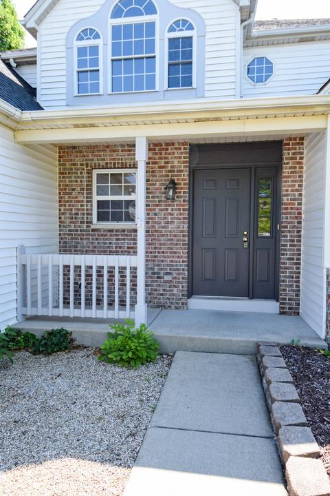 2124 Wesmere Lakes Dr, Plainfield, IL 60586 photo 2