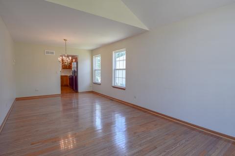 2124 Wesmere Lakes Dr, Plainfield, IL 60586 photo 4