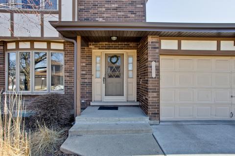 1775 Lakeview Dr #B, Wheeling, IL 60090 photo 2