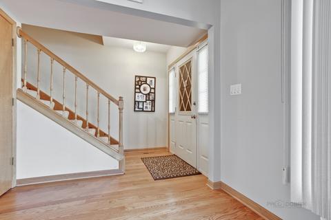 1775 Lakeview Dr #B, Wheeling, IL 60090 photo 3