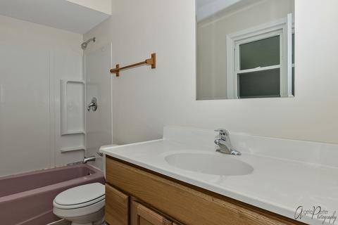 416 Deerpath Dr, Mchenry, IL 60051 photo 13