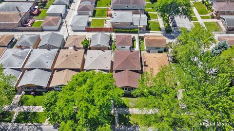 4055 W Devon Ave, Chicago, IL 60646 photo 23
