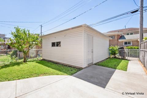 4055 W Devon Ave, Chicago, IL 60646 photo 21
