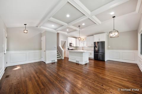 4055 W Devon Ave, Chicago, IL 60646 photo 3