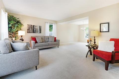 672 Paddock Ln, Batavia, IL 60510 photo 5
