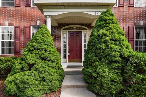 1730 Hartley Dr, Algonquin, IL 60102 photo 2