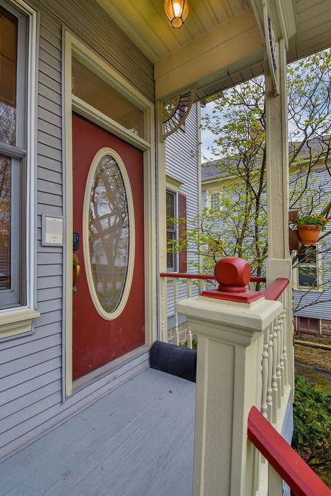 320 N Wright St, Naperville, IL 60540 photo 2