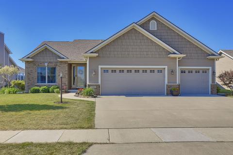 1201 Declaration Dr, Savoy, IL 61874 photo 2