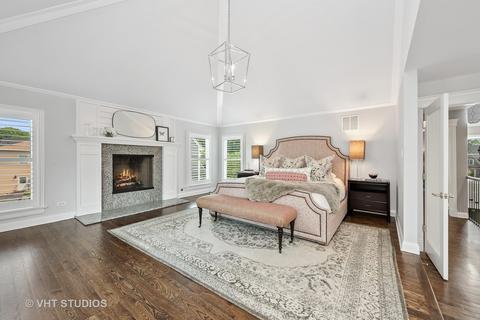 239 E South St, Elmhurst, IL 60126 photo 18