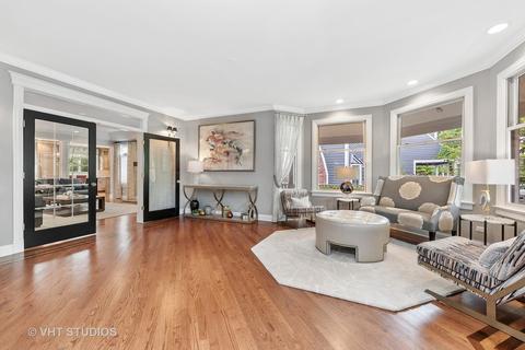 239 E South St, Elmhurst, IL 60126 photo 5