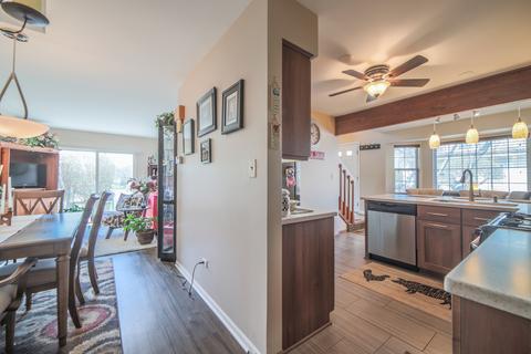 3210 Anton Dr, Aurora, IL 60504 photo 13