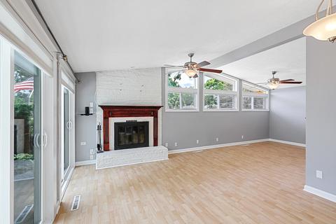 913 Vale St, Bloomington, IL 61701 photo 2