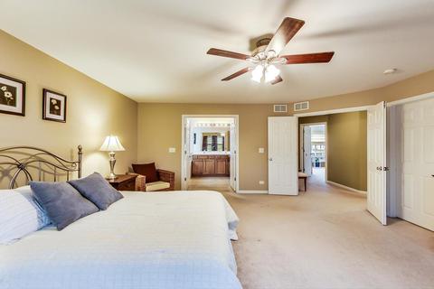 327 Monument Rd, Elgin, IL 60124 photo 27