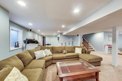 327 Monument Rd, Elgin, IL 60124 photo 36