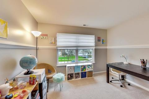 327 Monument Rd, Elgin, IL 60124 photo 31