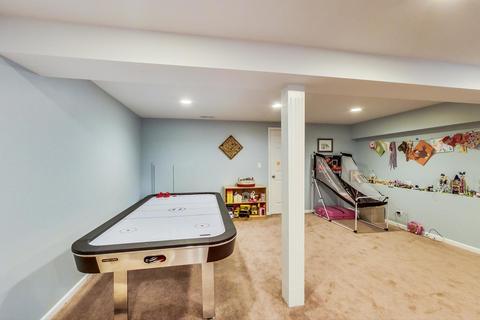327 Monument Rd, Elgin, IL 60124 photo 38