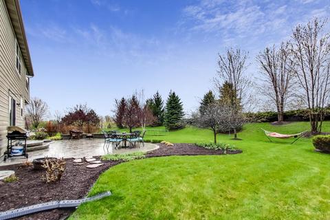 327 Monument Rd, Elgin, IL 60124 photo 47