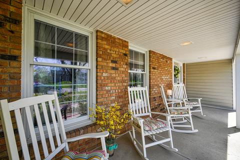 1465 Stonebridge Trl, Wheaton, IL 60189 photo 3