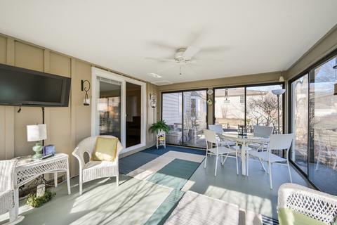 1465 Stonebridge Trl, Wheaton, IL 60189 photo 16