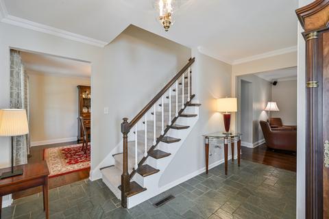 1465 Stonebridge Trl, Wheaton, IL 60189 photo 4
