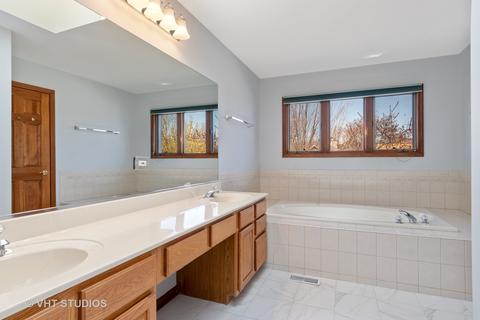 2271 Sutton Ln, Aurora, IL 60502 photo 24