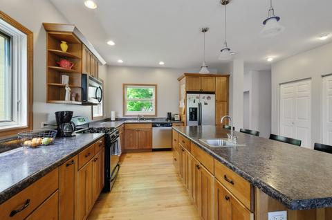 1027 Darrow Ave, Evanston, IL 60202 photo 4