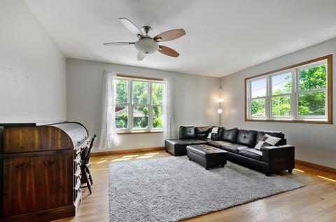 1027 Darrow Ave, Evanston, IL 60202 photo 5
