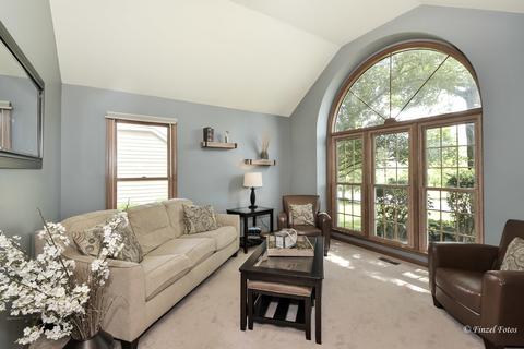 3560 Persimmon Dr, Algonquin, IL 60102 photo 9