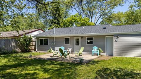 171 W Manchester Dr, Wheeling, IL 60090 photo 21