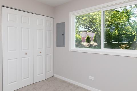 171 W Manchester Dr, Wheeling, IL 60090 photo 14