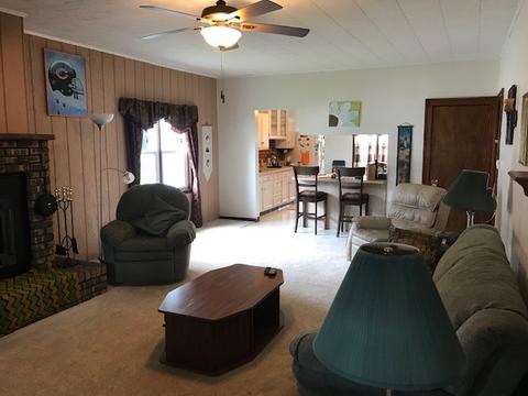 611 Genesee Ave, Morrison, IL 61270 photo 6
