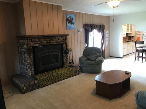 611 Genesee Ave, Morrison, IL 61270 photo 5