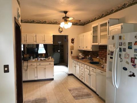 611 Genesee Ave, Morrison, IL 61270 photo 4