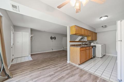 1676 Valley Forge Ct #C, Wheaton, IL 60189 photo 8
