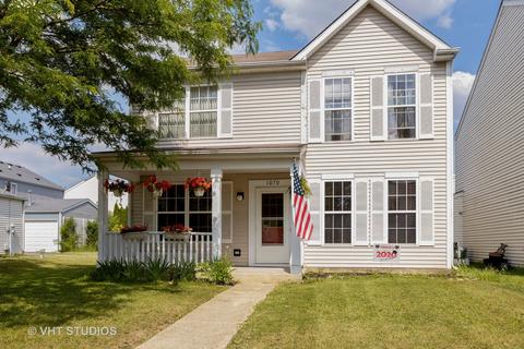 1070 Symphony Dr, Aurora, IL 60504 photo 1