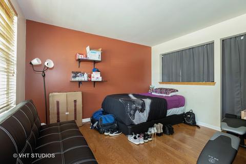 1070 Symphony Dr, Aurora, IL 60504 photo 4
