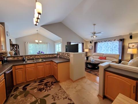 1635 Geneva Dr, Wheeling, IL 60090 photo 7