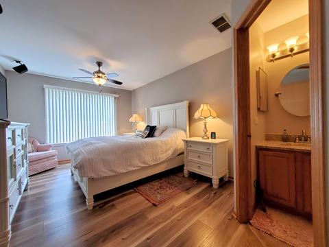 1635 Geneva Dr, Wheeling, IL 60090 photo 13