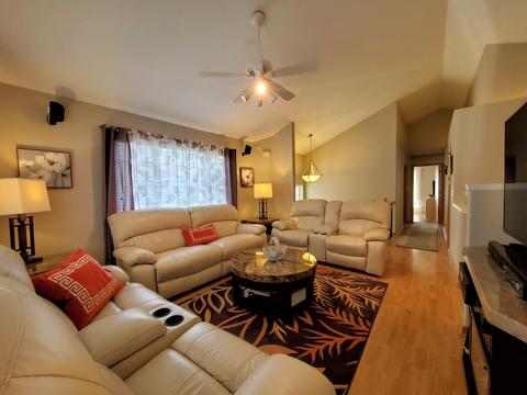 1635 Geneva Dr, Wheeling, IL 60090 photo 4