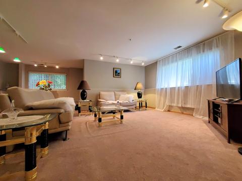 1635 Geneva Dr, Wheeling, IL 60090 photo 21
