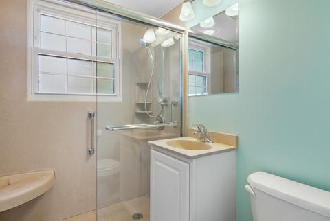 2704 Saint James St, Rolling Meadows, IL 60008 photo 8