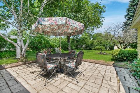 2704 Saint James St, Rolling Meadows, IL 60008 photo 14