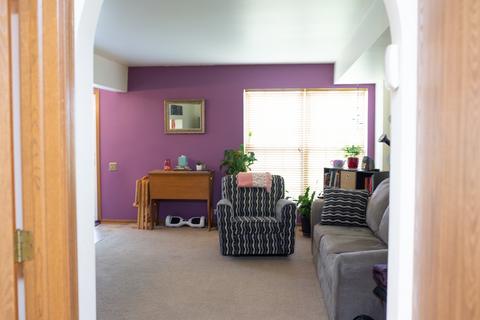 1810 Pebble Beach Cir, Elgin, IL 60123 photo 4