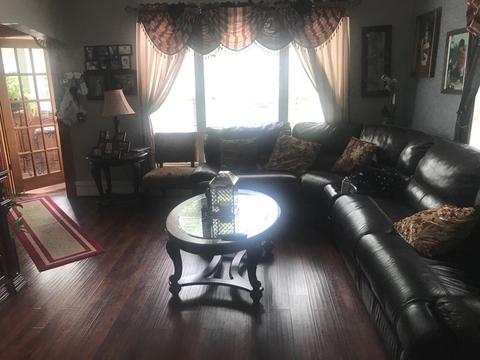 570 Franklin Blvd, Elgin, IL 60120 photo 3