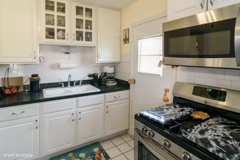 2445 S 19th Ave, Broadview, IL 60155 photo 2
