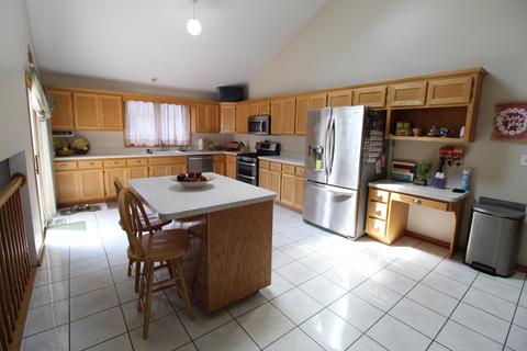 7229 S Roberts Rd, Bridgeview, IL 60455 photo 9